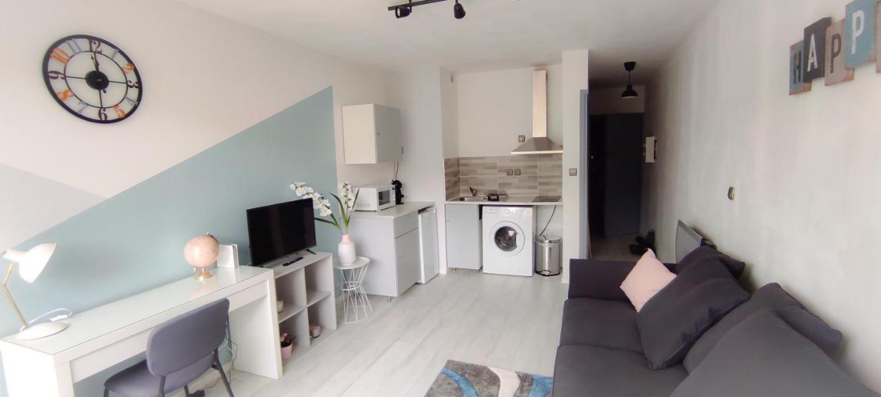 Studio 26M2 Centre Ville Renove Avec Parking Prive La Grande-Motte Buitenkant foto